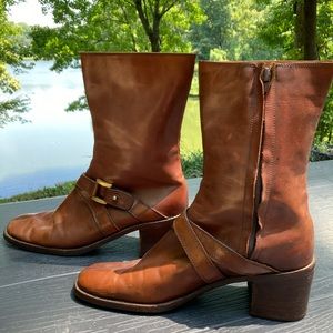 Vintage ‘70s Italian leather zip up women’s boots